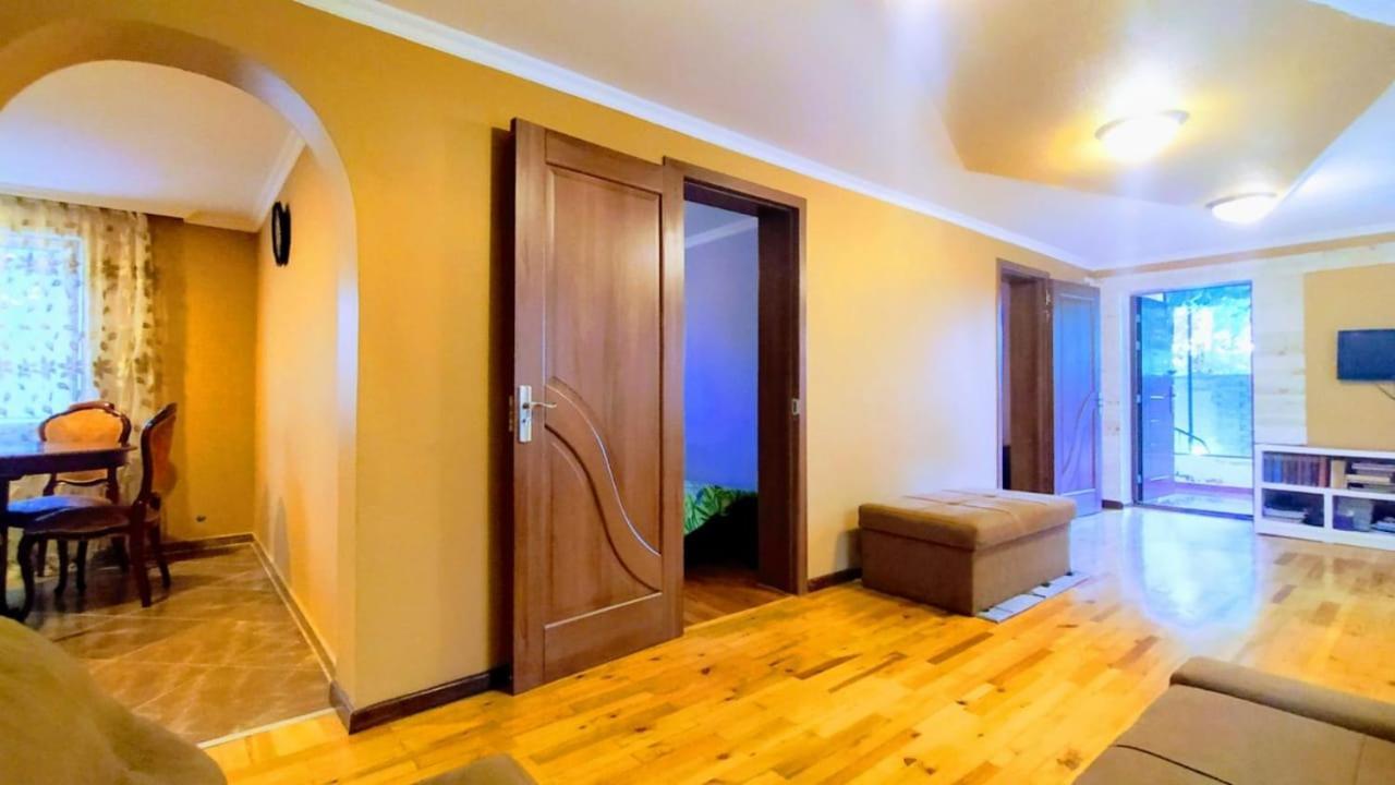 Nita Apartment Kobuleti Exterior foto