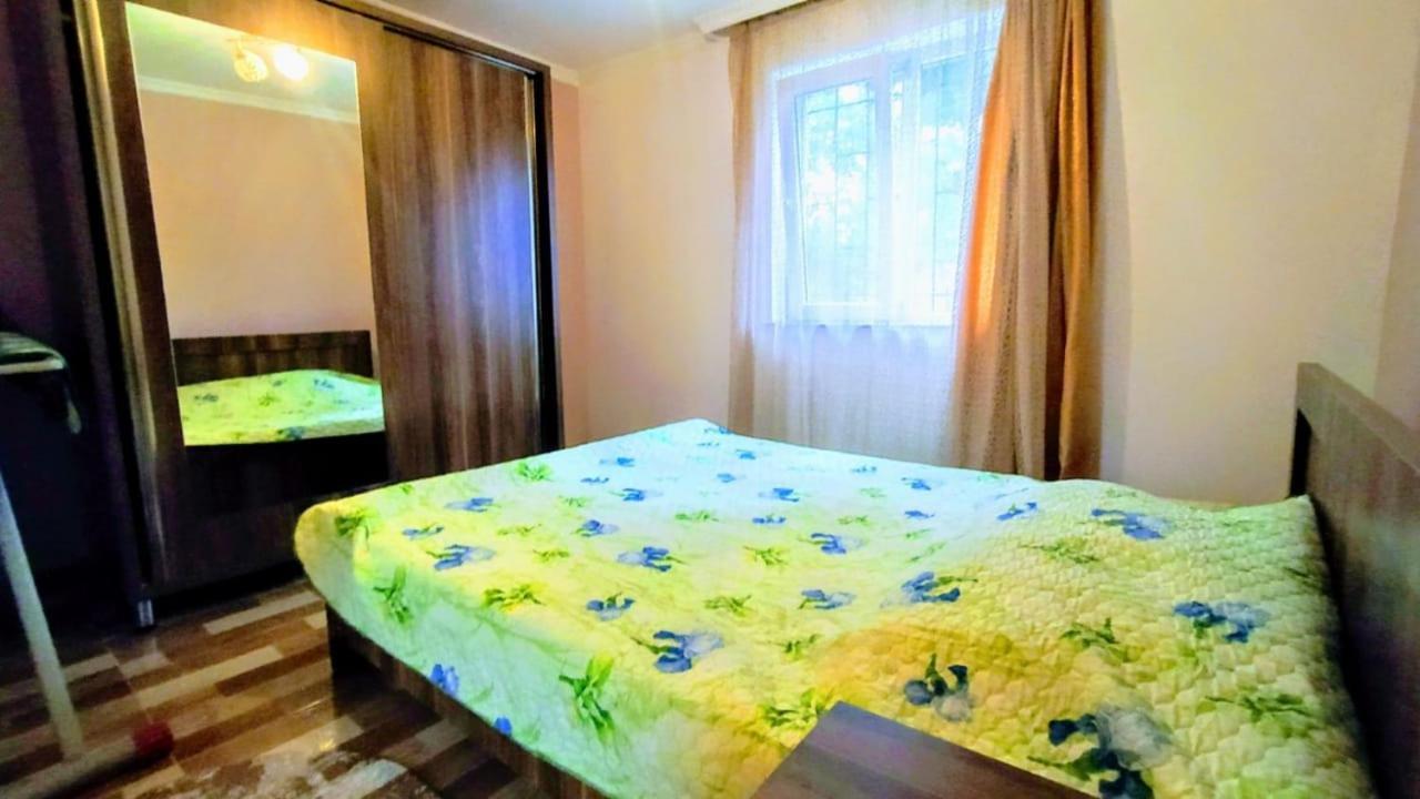 Nita Apartment Kobuleti Exterior foto